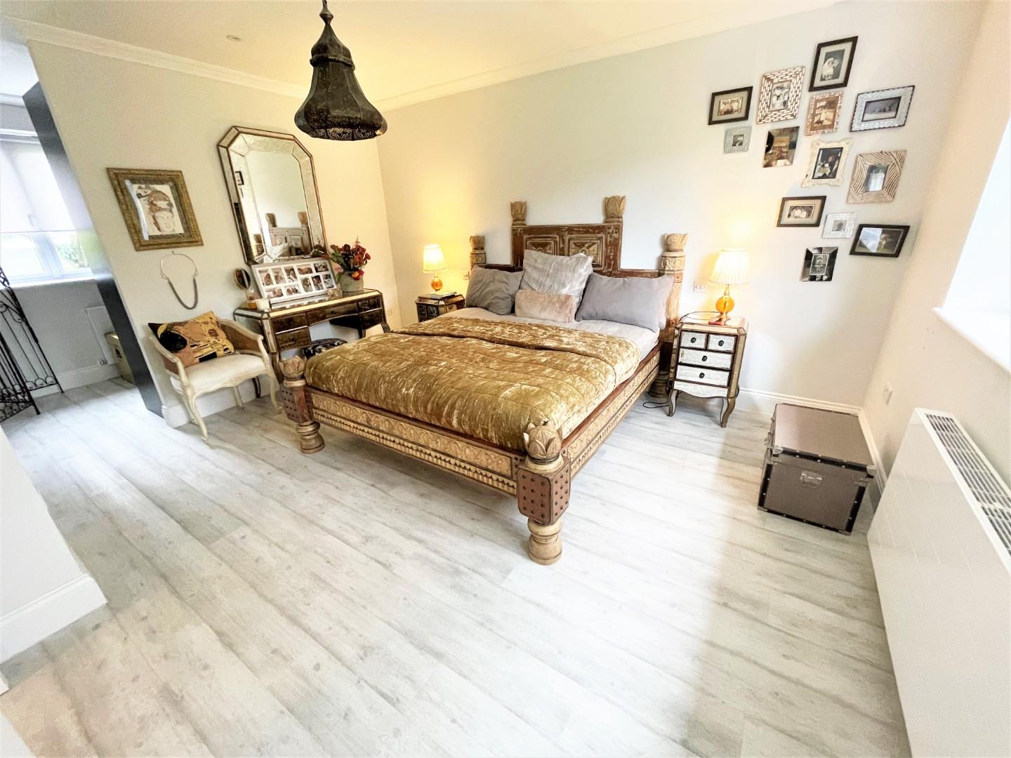 Quinta Drive, Arkley